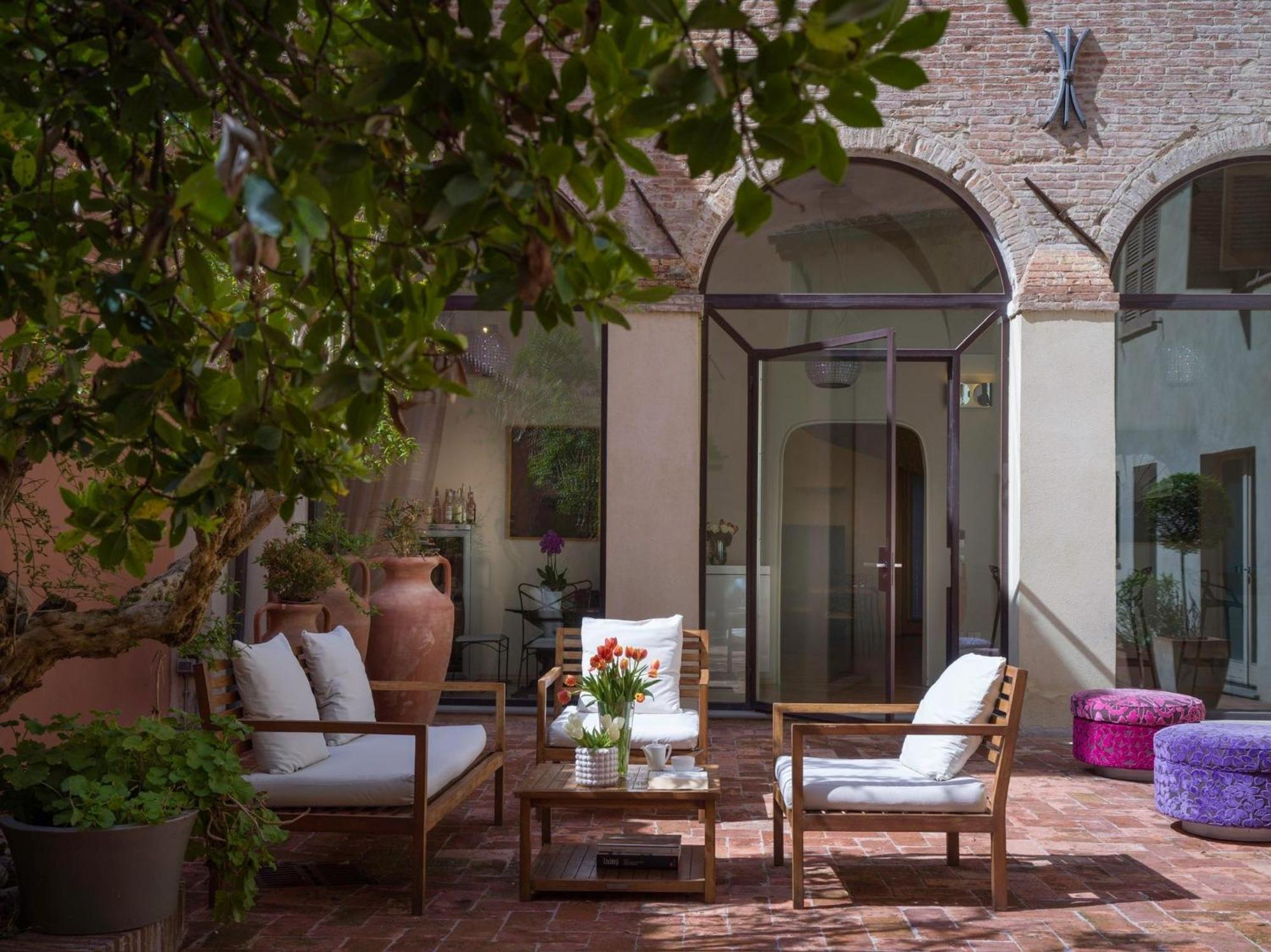 Hotel Residenza La Ceramica Fabriano Luaran gambar